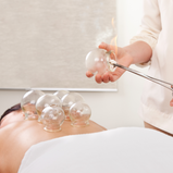 拔罐 Cupping